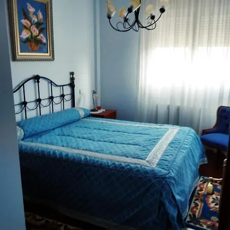 Puente Villa Nueva Dreams Paking Privado Gratuito メディナ・デ・ポマール